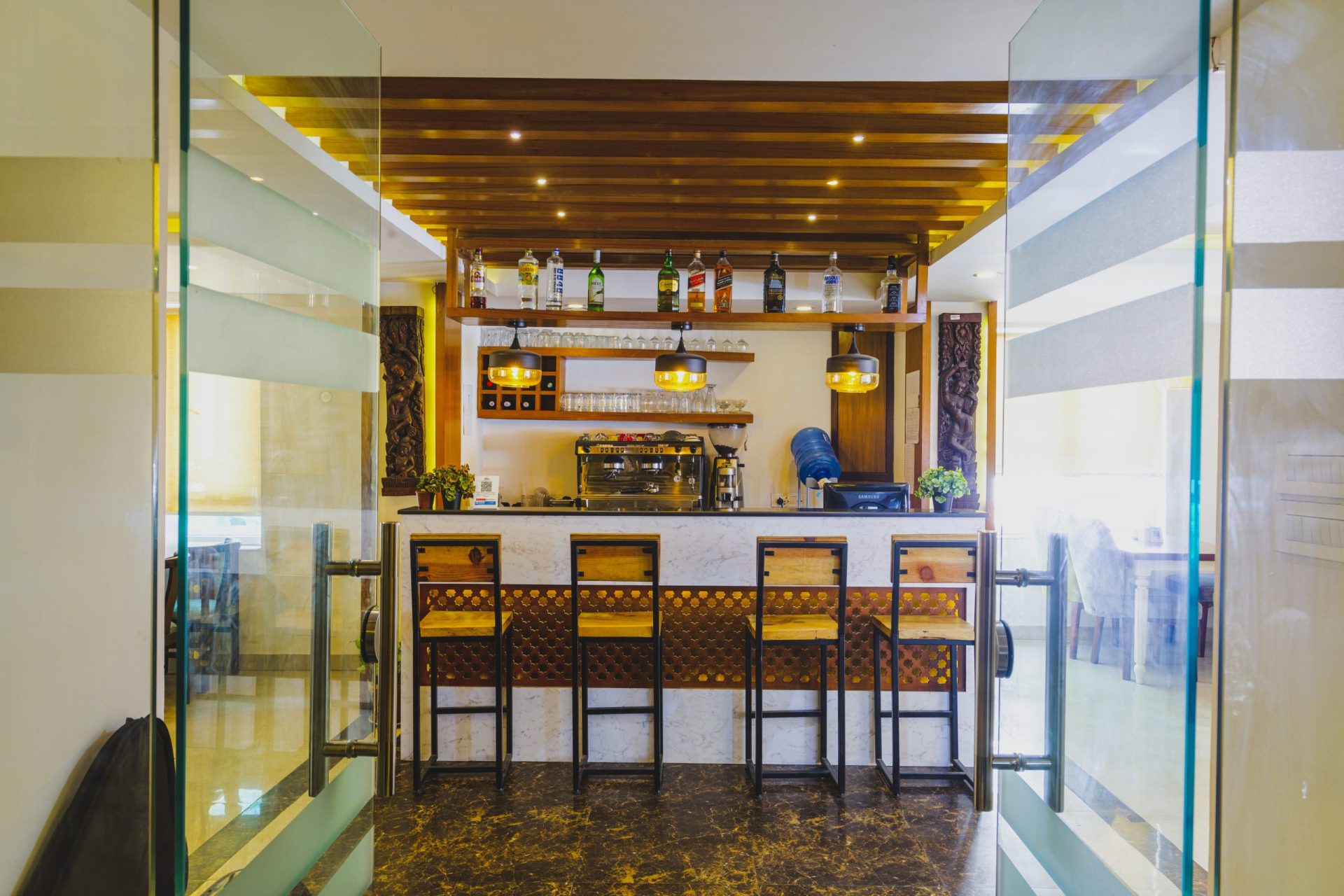 Dining lounge